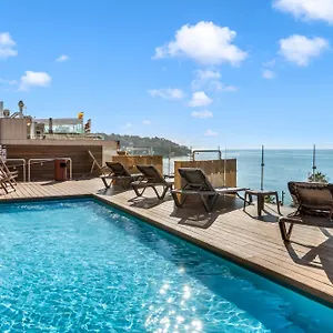 https://hotel-metropol.catalonia-hotels.com